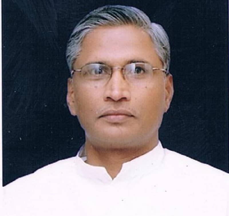 ಜವಳಿ ಸಚಿವ ಶ್ರೀಮಂತ