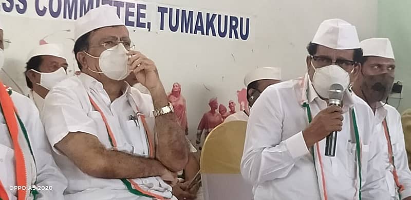 ಸುದ್ದಿಗೋಷ್ಠಿಯಲ್ಲಿ ಮಾತನಾಡಿದ ಕೆ.ಎನ್. ರಾಜಣ್ಣ ಮತ್ತು ಡಾ. ಜಿ. ಪರಮೇಶ್ವರ್