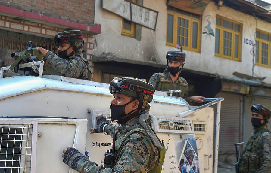 ಕಾರ್ಯಾಚರಣೆಯಲ್ಲಿ ತೊಡಗಿರುವ ಭದ್ರತಾ ಪಡೆ ಸಿಬ್ಬಂದಿ (ಸಾಂದರ್ಭಿಕ ಚಿತ್ರ)