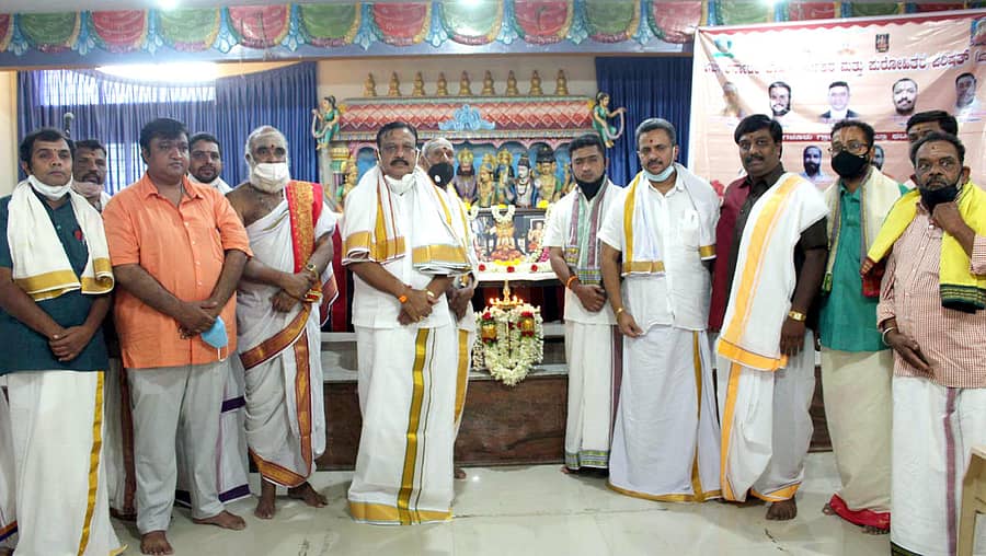 ರಾಜ್ಯ ಬ್ರಾಹ್ಮಣ ಅಭಿವೃದ್ದಿ ಮಂಡಲಿ ಅಧ್ಯಕ್ಷ ಎಚ್.ಎಸ್.ಸಚ್ಚಿದಾನಂದಮೂರ್ತಿ ಮಾತನಾಡಿದರು