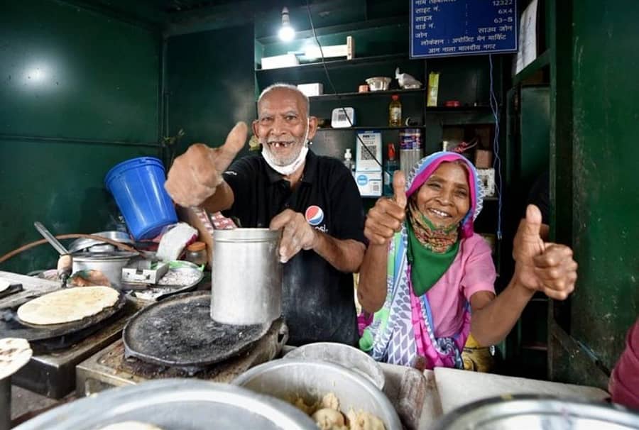 ಬಾಬಾ ಕಾ ದಾಬಾದ ವೃದ್ಧ ದಂಪತಿಗಳು- ಟ್ವಿಟರ್ ಚಿತ್ರ