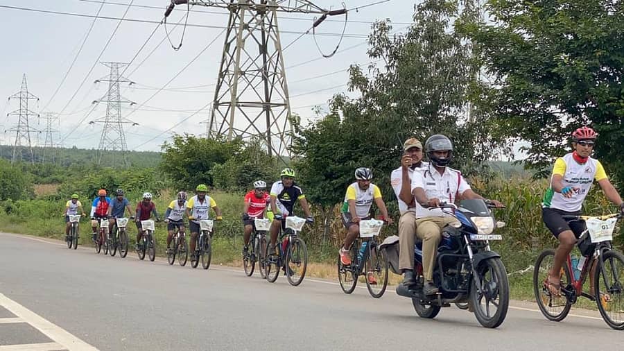 ಆನೆ ಪಥ ಉಳಿವಿಗಾಗಿ ನಡೆದ ಸೈಕಲ್ ಜಾಥಾ