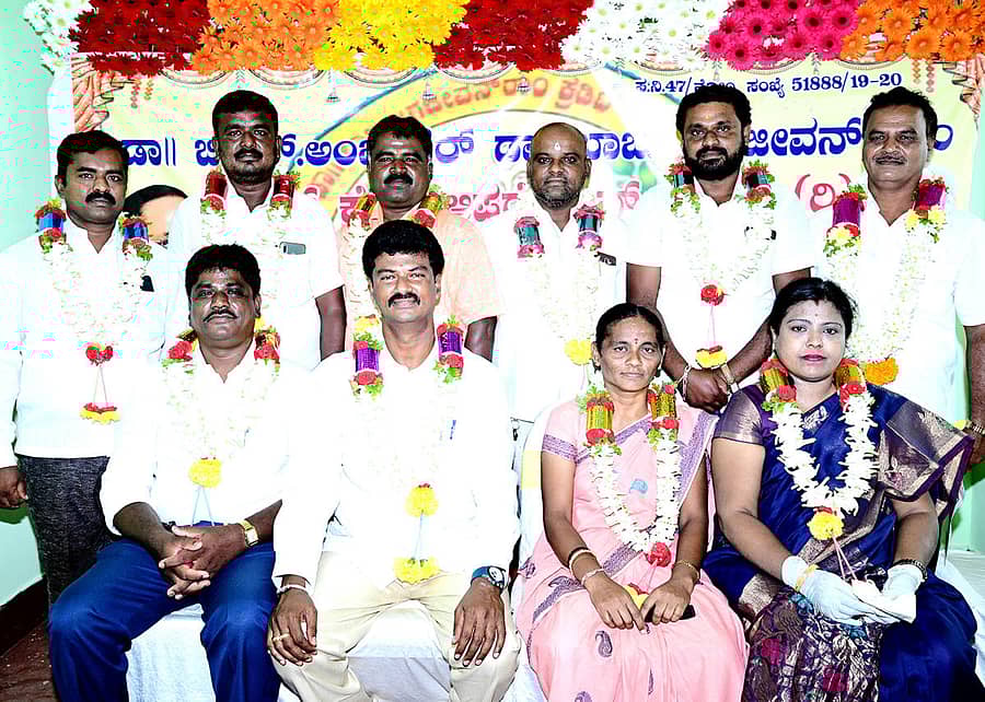 ಡಾ.ಬಿ.ಆರ್.ಅಂಬೇಡ್ಕರ್, ಡಾ.ಬಾಬುಜಗಜೀವನ್ ರಾಂ ಕ್ರೇಡಿಟ್ ಕೋ-ಅಪರೇಟಿವ್ ಸೊಸೈಟಿ ಅಧ್ಯಕ್ಷರು, ನಿರ್ದೇಶಕರನ್ನು ಅಭಿನಂದಿಸಲಾಯಿತು