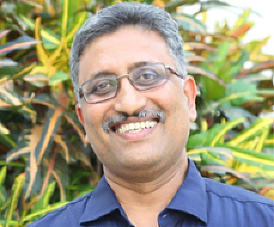 ಪ್ರೊ.ಚಂದ್ರಭಾಸ ನಾರಾಯಣ