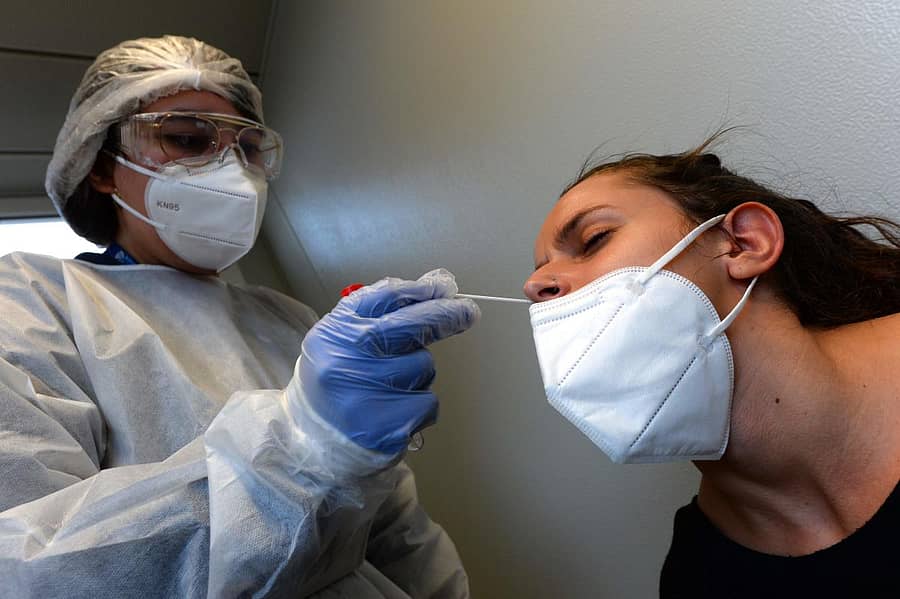 ಕೊರೊನಾ ವೈರಸ್ ಸೋಂಕು ಪತ್ತೆ ಪರೀಕ್ಷೆ (ಎಎಫ್ಪಿ ಚಿತ್ರ)