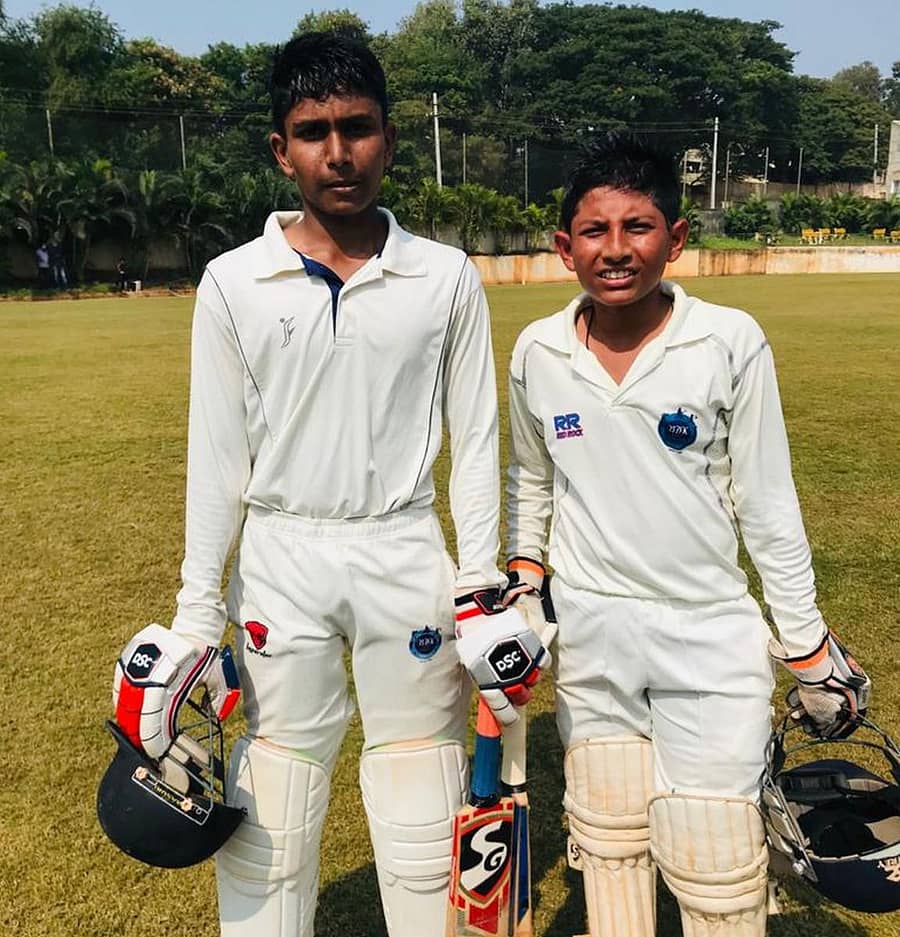 ಶತಕ ಗಳಿಸಿದ ರೋಹನ್ ಯರೇಸಿಮಿ (ಬಲ), ಮೊಹಮ್ಮದ್ ಶಮಿ