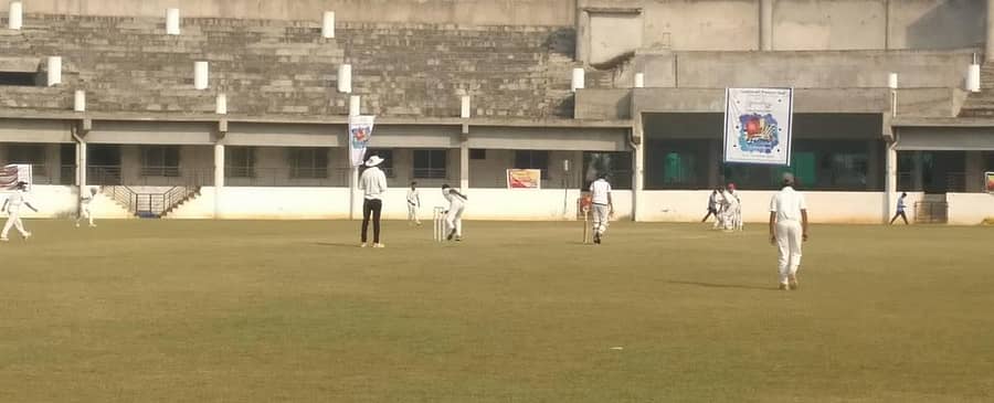 ಹುಬ್ಬಳ್ಳಿಯಲ್ಲಿ ನಡೆದ ಲೀಲಾವತಿ ಪ್ಯಾಲೇಸ್ ಕಪ್ ಕ್ರಿಕೆಟ್ ಟೂರ್ನಿಯ ಪಂದ್ಯದ ನೋಟ