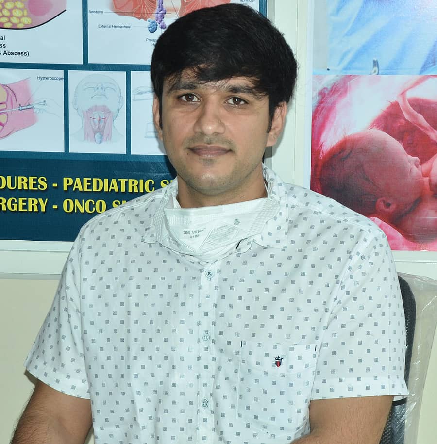 ಡಾ. ಪಲ್ಲಾ ಅಭಿಷೇಕರೆಡ್ಡಿ