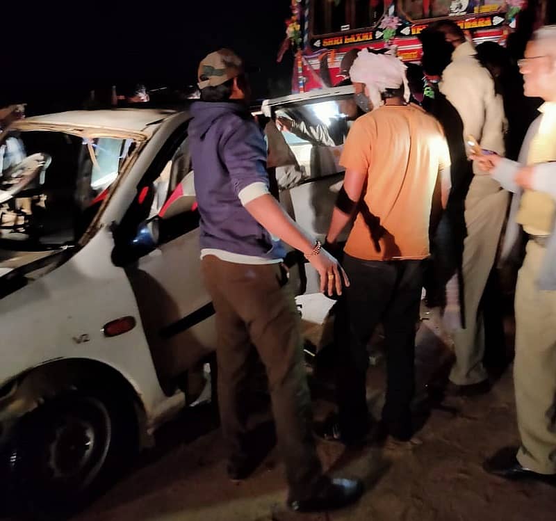 ಅಪಘಾತಕ್ಕೊಳಗಾಗಿರುವ ಕಾರು