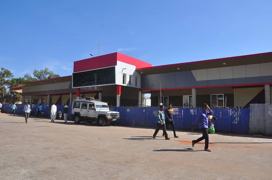 ಗದಗ ನಗರದಲ್ಲಿರುವ ನವೀಕೃತ ಹಳೆ ಬಸ್ ನಿಲ್ದಾಣ