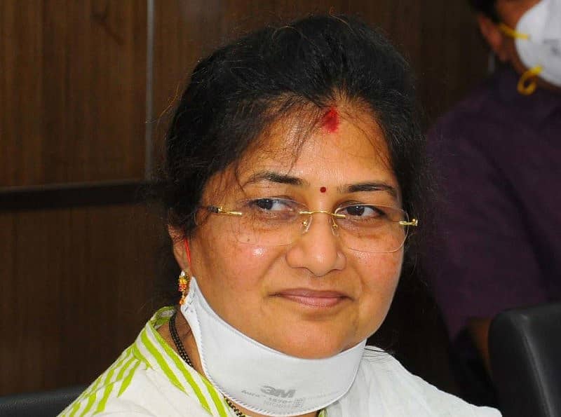 ಸಚಿವೆ ಶಶಿಕಲಾ ಜೊಲ್ಲೆ