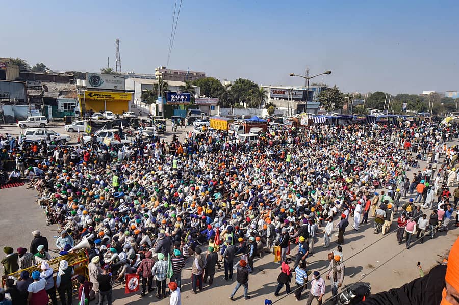 ದೆಹಲಿಯ ಸಿಂಘು ಗಡಿಯಲ್ಲಿ ರೈತರ ಪ್ರತಿಭಟನೆ –ಪಿಟಿಐ ಚಿತ್ರ