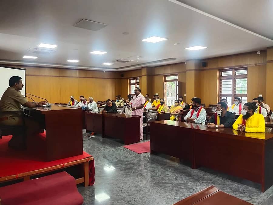 ಡಾ.ಎ.ಎನ್.ಪ್ರಕಾಶ್‌ಗೌಡ ಅವರು ಸಂಘಟನೆಗಳ ಪ್ರಮುಖರ ಸಭೆ ನಡೆಸಿದರು