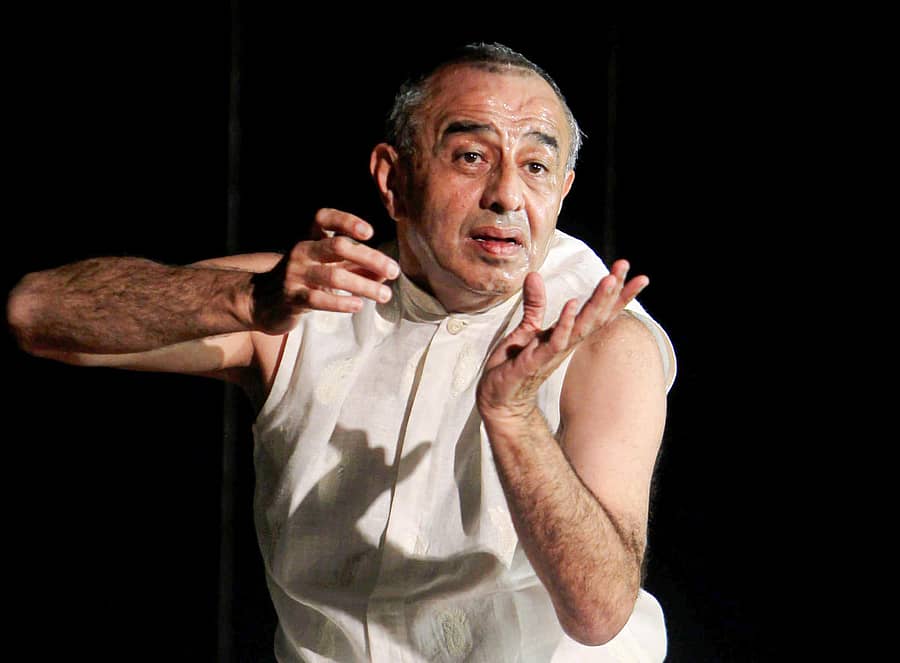 ಅಸ್ತಾದ್ ದೇಬೂ