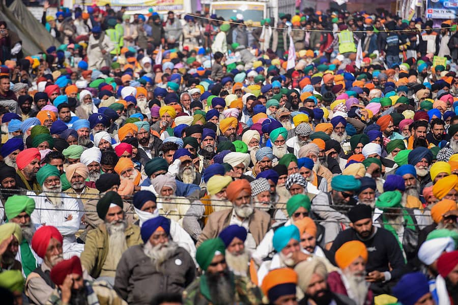 ದೆಹಲಿಯ ಸಿಂಘು ಗಡಿಯಲ್ಲಿ ರೈತರಿಂದ ಪ್ರತಿಭಟನೆ – ಪಿಟಿಐ ಚಿತ್ರ