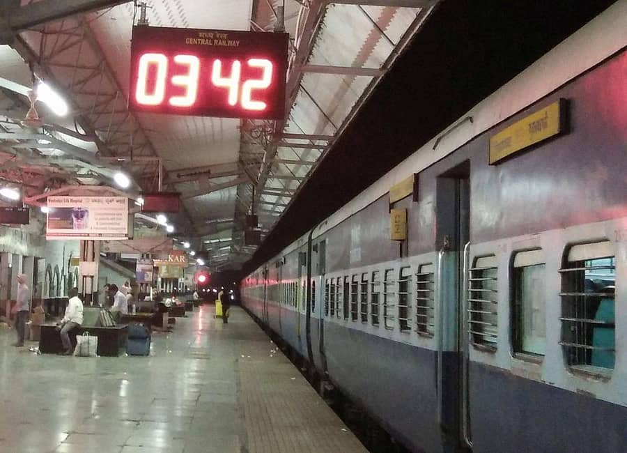 ಕಲಬುರ್ಗಿ ರೈಲು ನಿಲ್ದಾಣದ ಒಳ ಆವರಣ