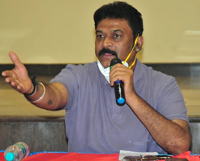 ಅರಣ್ಯ ಸಚಿವ ಆನಂದ್ ಸಿಂಗ್