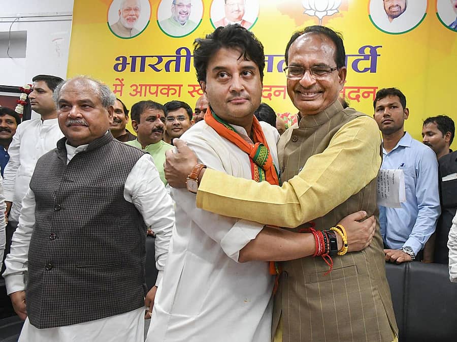 ಬಿಜೆಪಿ ನಾಯಕ ಜೋತಿರಾದಿತ್ಯ ಸಿಂಧ್ಯಾ ಮತ್ತು ಮುಖ್ಯಮಂತ್ರಿ ಶಿವರಾಜ್‌ ಸಿಂಗ್‌ ಚೌಹಾಣ್‌