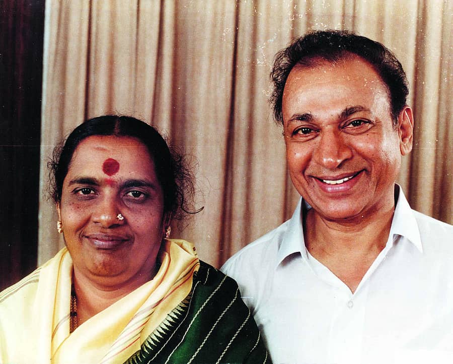 ಡಾ.ರಾಜ್ಕುಮಾರ್ ದಂಪತಿ