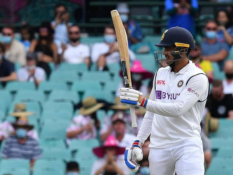 ಚೊಚ್ಚಲ ಅರ್ಧಶತಕ ಬಾರಿಸಿದ ಶುಭಮನ್ ಗಿಲ್