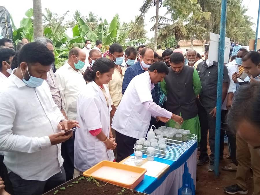 ಹಾಸನ ತಾಲ್ಲೂಕು ಸೋಮನಹಳ್ಳಿ ಕಾವಲಿನಲ್ಲಿ ನಡೆದ ಕ್ಷೇತ್ರೋತ್ಸವ ಕಾರ್ಯಕ್ರಮದಲ್ಲಿ ಶಾಸಕ ಪ್ರೀತಂ ಜೆ.ಗೌಡ ಭಾಗವಹಿಸಿದ್ದರು