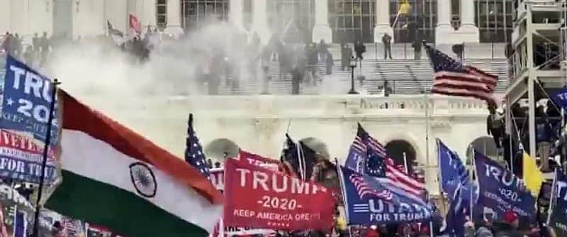 ಅಮೆರಿಕದ ಕ್ಯಾಪಿಟಲ್ ಮುಂದೆ ನಡೆದ ಹಿಂಸಾಚಾರದಲ್ಲಿ ಕಾಣಿಸಿಕೊಂಡ ಭಾರತದ ತ್ರಿವರ್ಣ ಧ್ವಜ