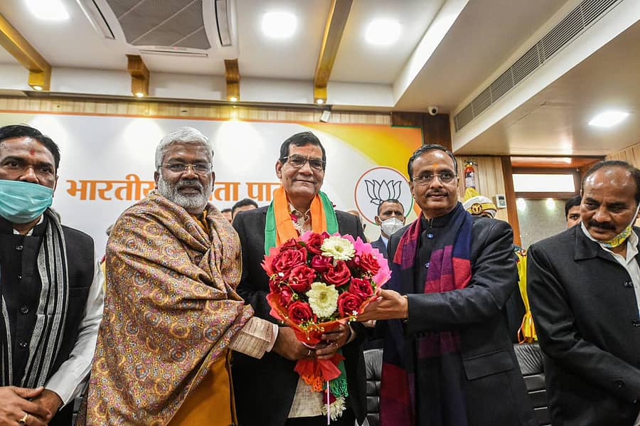 ನವದೆಹಲಿಯಲ್ಲಿ ಗುರುವಾರ ಬಿಜೆಪಿ ಸೇರಿದ ನಿವೃತ್ತ ಐಎಎಸ್ ಅಧಿಕಾರಿ ಅರವಿಂದ ಕುಮಾರ್ ಶರ್ಮಾ