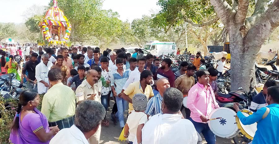 ಹಿರೀಸಾವೆ ಹೋಬಳಿಯ ಬೂಕನಬೆಟ್ಟದ ರಂಗನಾಥಸ್ವಾಮಿಯ 90ನೇ ಬ್ರಹ್ಮರಥೋತ್ಸವ ಮಂಗಳವಾರ ಜರುಗಿತು