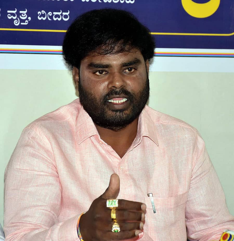 ಉಮೇಶಕುಮಾರ ಸ್ವಾರಳ್ಳಿಕರ್