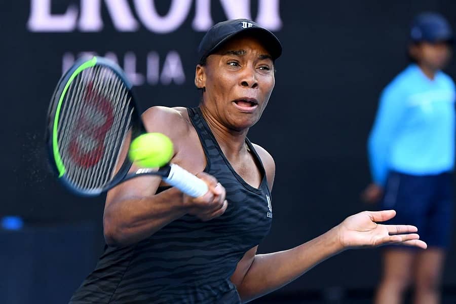 ವೀನಸ್ ವಿಲಿಯಮ್ಸ್ ಅವರು ಚೆಂಡನ್ನು ರಿಟರ್ನ್ ಮಾಡಿದ ರೀತಿ– ಎಎಫ್‌ಪಿ ಚಿತ್ರ