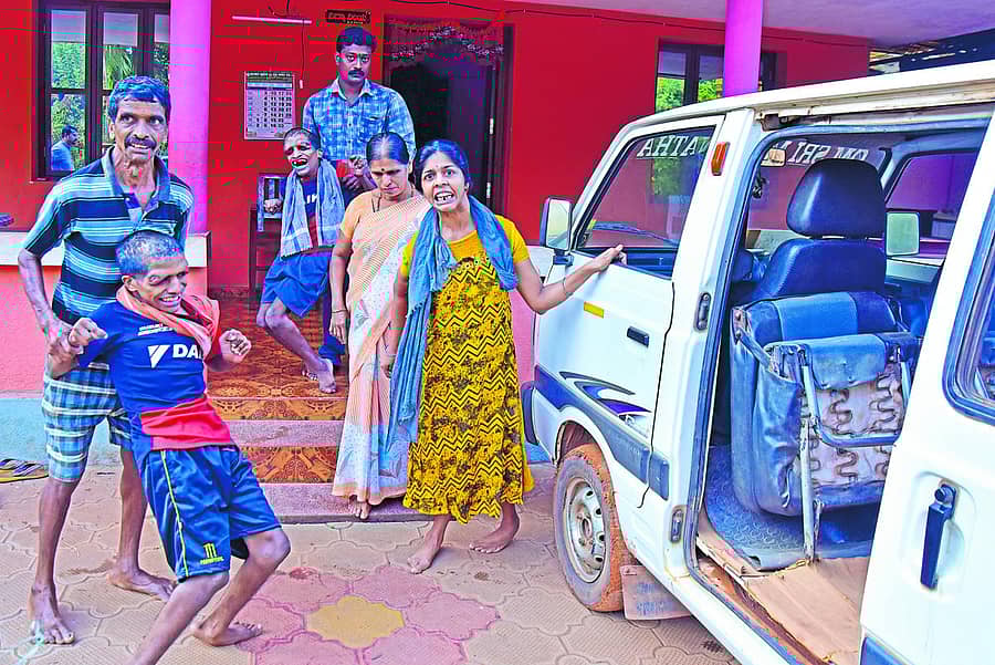 ದಕ್ಷಿಣ ಕನ್ನಡ ಜಿಲ್ಲೆಯಲ್ಲಿ ಎಂಡೋಸಲ್ಫಾನ್ನಿಂದ ಅಂಗವಿಕಲರಾಗಿರುವ ಮಕ್ಕಳು