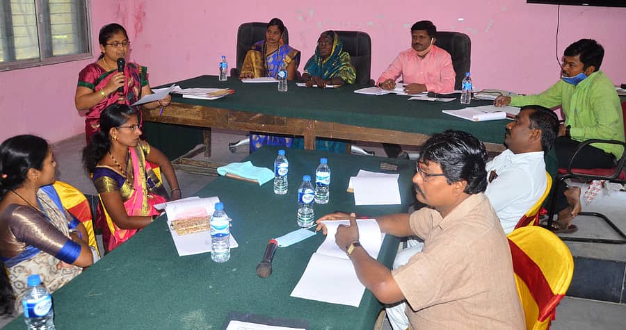 ಯಾದಗಿರಿ ತಾಲ್ಲೂಕು ಪಂಚಾಯಿತಿ ಸಭಾಂಗಣದಲ್ಲಿ ಅಧ್ಯಕ್ಷೆ ಭೀಮವ್ವ ಅಧ್ಯಕ್ಷತೆಯಲ್ಲಿ ಸಾಮಾನ್ಯ ಸಭೆ ನಡೆಯಿತು