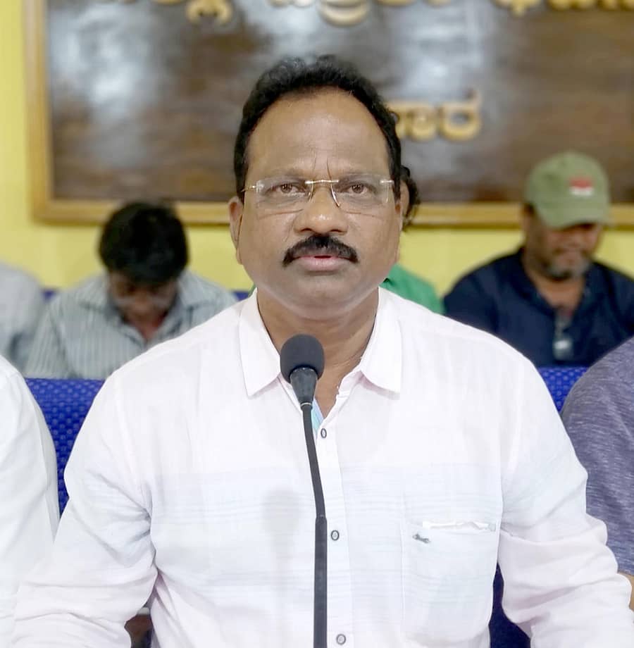 ಮಾಧವ ನಾಯಕ