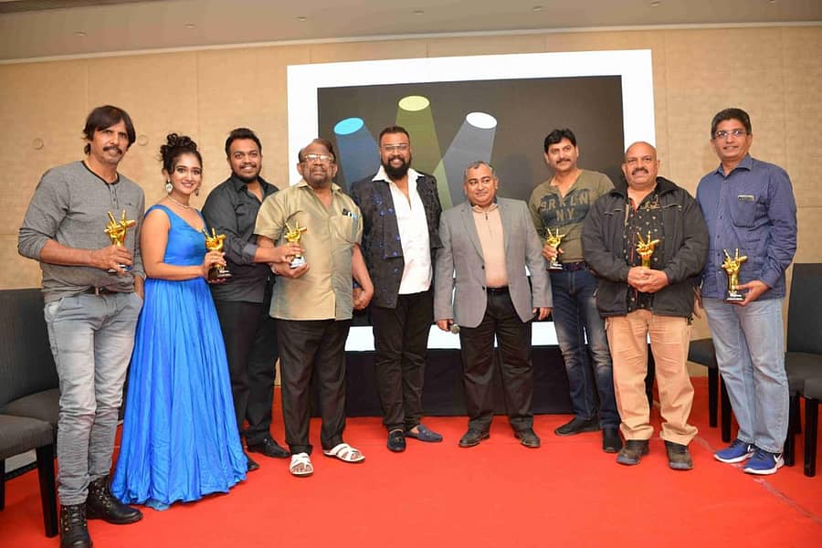 ‘ಅಲ್ವಿದಾ’ ಹಾಡಿನ ಆಲ್ಬಂ ಟೀಸರ್ ಬಿಡುಗಡೆ ಕಾರ್ಯಕ್ರಮದಲ್ಲಿ ಚಿತ್ರರಂಗದ ಪ್ರಮುಖ ಗಣ್ಯರು ಭಾಗವಹಿಸಿದ್ದರು