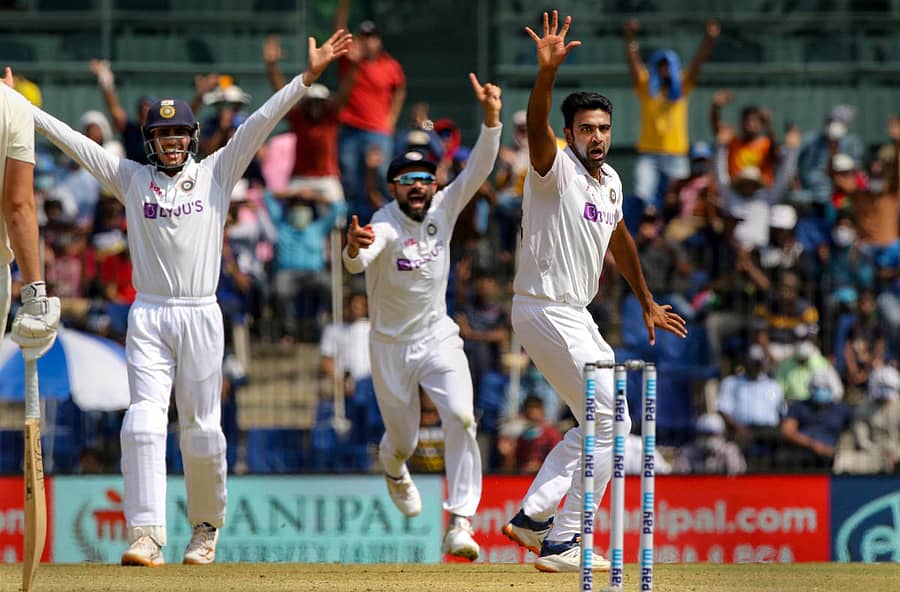 ವಿಕೆಟ್ ಗಳಿಸಿದ ಸಂಭ್ರಮದಲ್ಲಿ ಆರ್. ಅಶ್ವಿನ್  –ಪಿಟಿಐ ಚಿತ್ರ