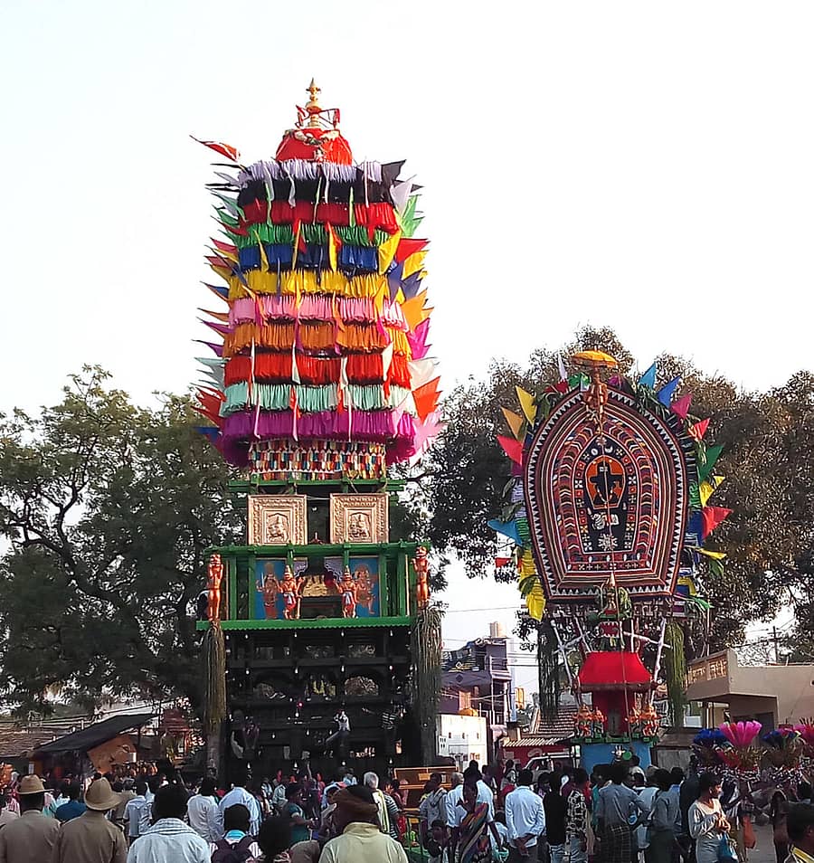 ನಾಯಕನಹಟ್ಟಿ ಗುರುತಿಪ್ಪೇರುದ್ರಸ್ವಾಮಿ ದೊಡ್ಡ ರಥೋತ್ಸವದ ಸಾಂದರ್ಭಿಕ ಚಿತ್ರ.