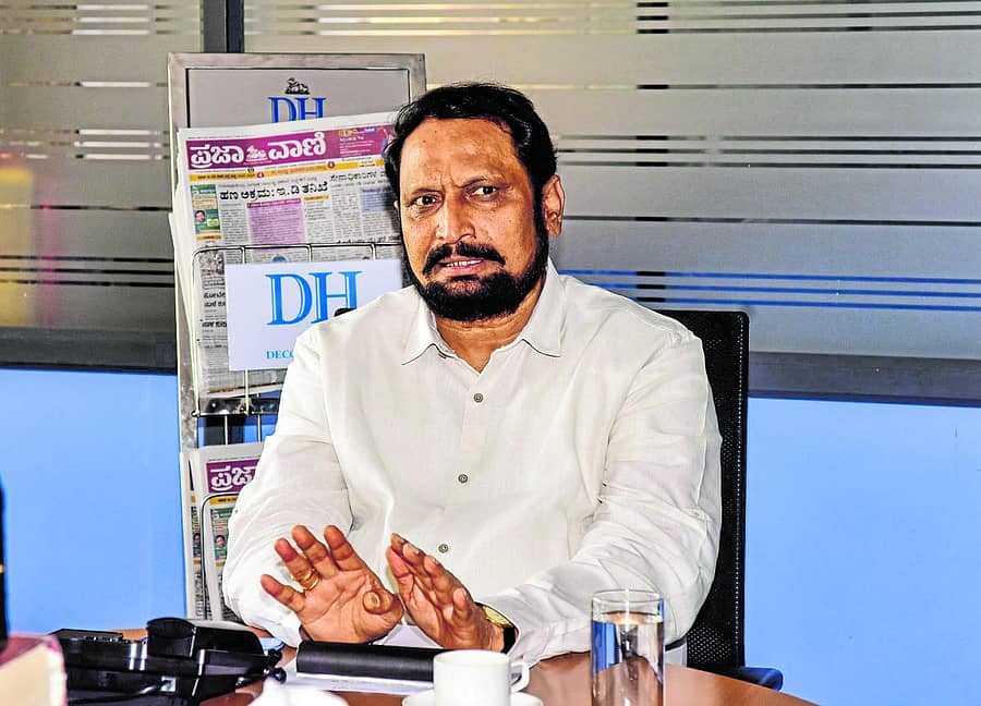 ಲಕ್ಷ್ಮಣ ಸವದಿ