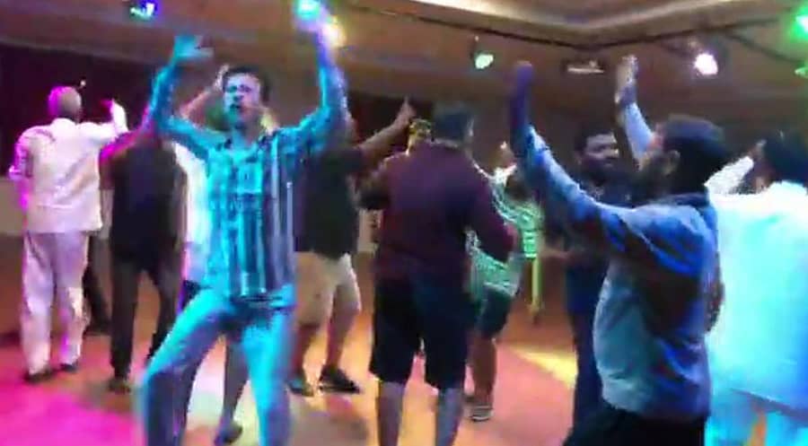 ನೃತ್ಯದಲ್ಲಿ ತೊಡಗಿದ್ದ ಸದಸ್ಯರು (ವಿಡಿಯೊ ಚಿತ್ರ)