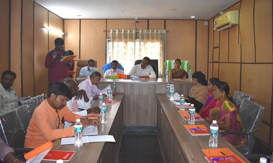 ಕಮಲಾಪುರ ಪಟ್ಟಣ ಪಂಚಾಯಿತಿ ಆಯವ್ಯಯ ವಿಶೇಷ ಸಭೆ ಮಂಗಳವಾರ ಸಂಜೆ ನಡೆಯಿತು