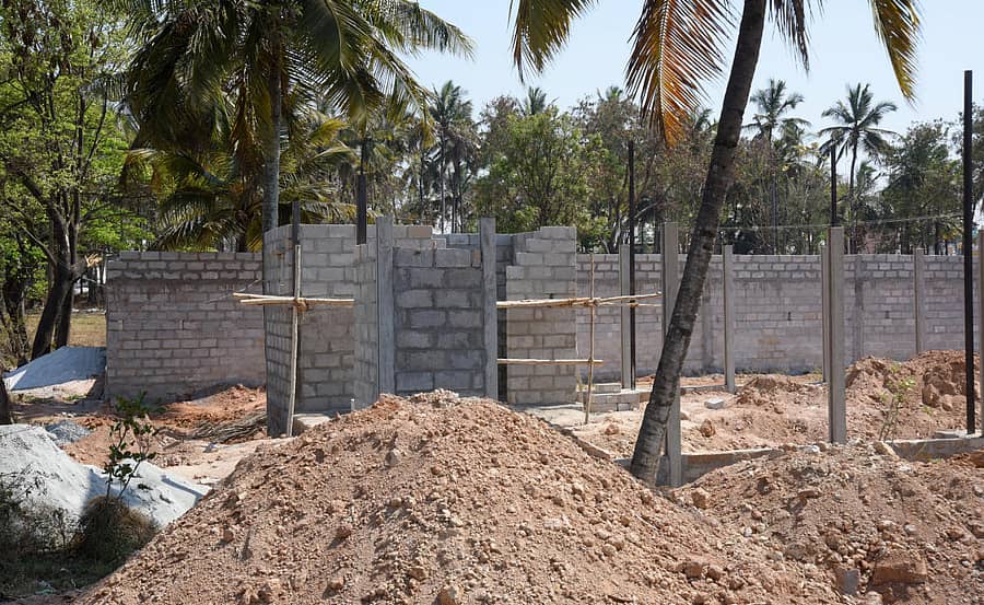 ಶಿವರಾಮ ಕಾರಂತ ಬಡಾವಣೆಯಲ್ಲಿ ಅರ್ಧಕ್ಕೆ ನಿಂತಿರುವ ಕಾಮಗಾರಿ