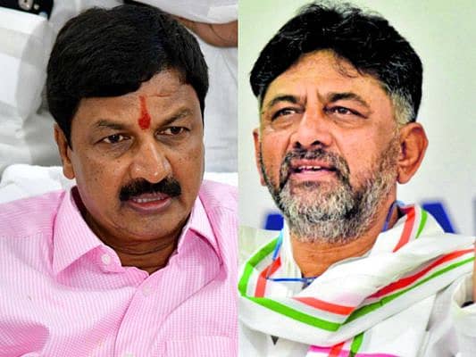 ರಮೇಶ ಜಾರಕಿಹೊಳಿ ಹಾಗೂ ಡಿ.ಕೆ.ಶಿವಕುಮಾರ್  