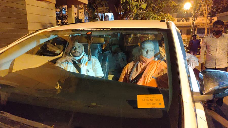 ವಾಲ್ಮೀಕಿ ಗುರುಪೀಠದ ಪ್ರಸನ್ನಾನಂದಪುರಿ ಸ್ವಾಮೀಜಿ