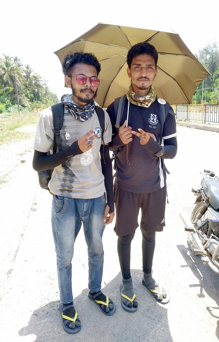 ಕೇರಳದ ಮಲಪ್ಪುರಂನಿಂದ ಲಡಾಖ್ಗೆ ಪಾದಯಾತ್ರೆ ಹೊರಟಿರುವ ದಿಲ್ಶಾದ್ ಮತ್ತು ಮನ್ಸೂರ್ ಬಿಲಾಲ್