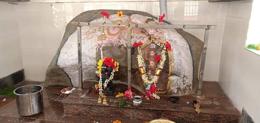 ಶನಿವಾರಸಂತೆ ಸಮೀಪದ ಕೊಡ್ಲಿಪೇಟೆಯ ನಂದಿಪುರದ ಉದ್ಭವ ಶ್ರೀ ಪ್ರಸನ್ನ ಬಂಡೆ ಆಂಜನೇಯ ಸ್ವಾಮಿ