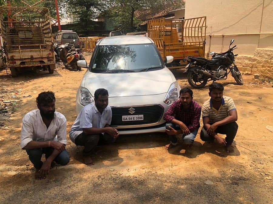 ಬಂಧಿತ ಆರೋಪಿಗಳು ಹಾಗೂ ಜಪ್ತಿ ಮಾಡಲಾದ ಕಾರು.