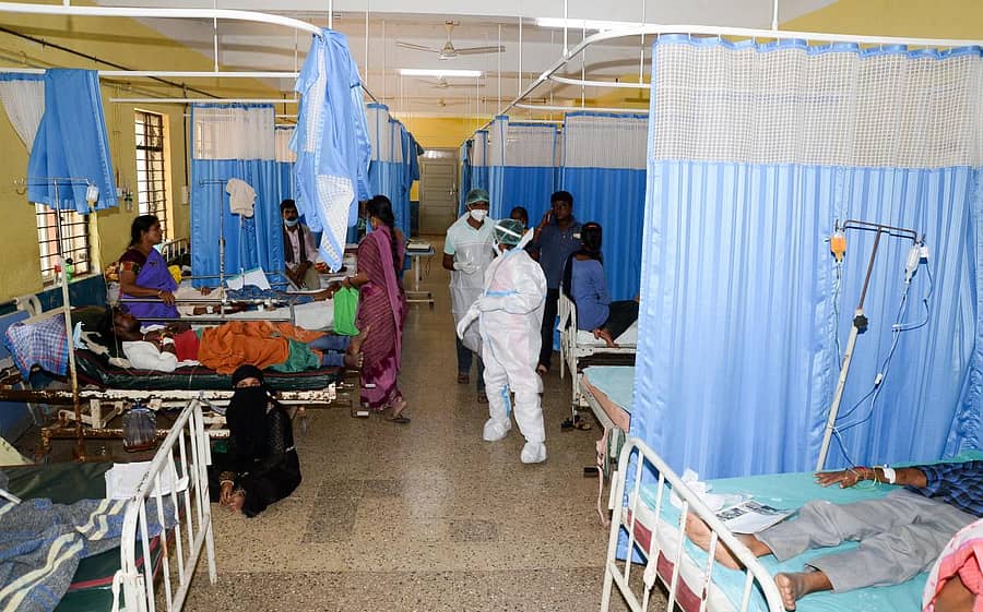 ದಾವಣಗೆರೆಯ ಚಿಗಟೇರಿ ಜಿಲ್ಲಾ ಆಸ್ಪತ್ರೆಯಲ್ಲಿಯ ಜನರಲ್ ವಾರ್ಡ್‌ನ ನೋಟ (ಸಂಗ್ರಹ ಚಿತ್ರ)