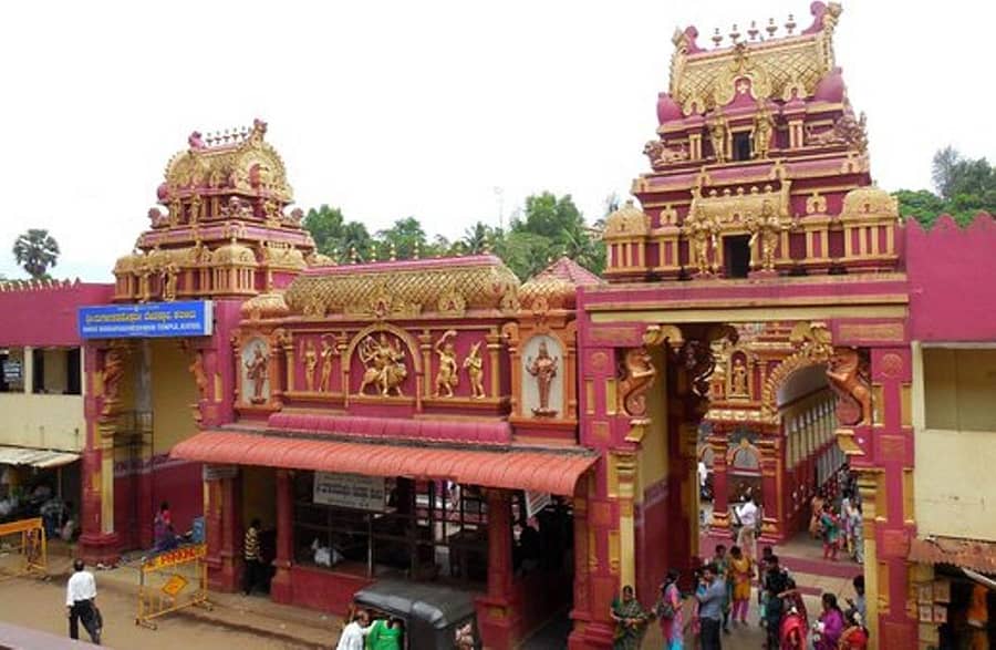 <div class="paragraphs"><p>ಕಟೀಲು ದುರ್ಗಾ ಪರಮೇಶ್ವರಿ ದೇವಸ್ಥಾನ</p></div>