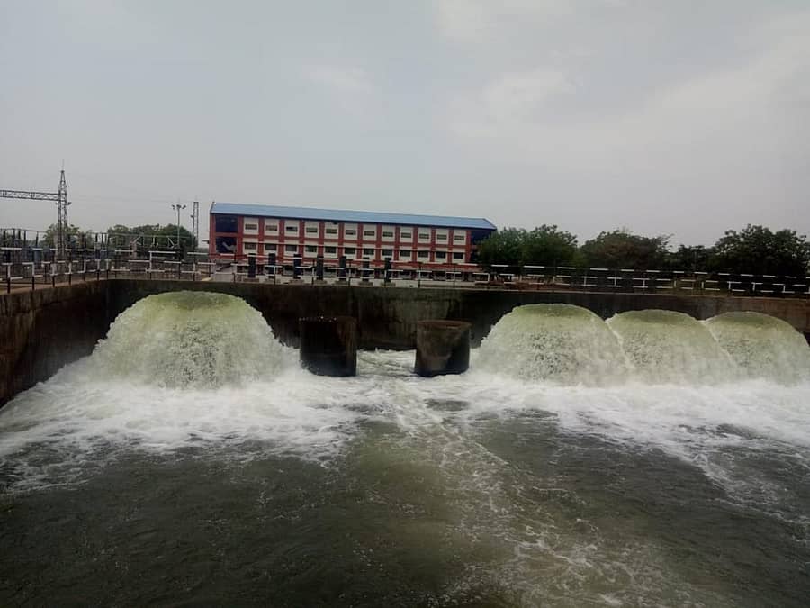 ಚಿಮ್ಮಲಗಿ ಏತ ನೀರಾವರಿ ಯೋಜನೆಯ ಕೆರೆಗಳ ಭರ್ತಿಗೆ ನೀರು ಹರಿಸುವ ಉದ್ದೇಶದಿಂದ ಆಲಮಟ್ಟಿ ಎಡದಂಡೆ ಮುಖ್ಯ ಸ್ಥಾವರದಿಂದ ಚಿಮ್ಮಲಗಿ ಯೋಜನೆಗೆ ನೀರು ಹರಿಸುವ ಪ್ರಕ್ರಿಯೆ ಆರಂಭಗೊಂಡಿತು