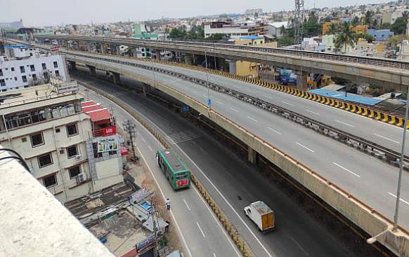 ತುಮಕೂರು ರಸ್ತೆ ಫ್ಲೈಓವರ್ ಬಳಿಯ ದೃಶ್ಯ – ಪ್ರಜಾವಾಣಿ ಚಿತ್ರ/ರಂಜು ಪಿ