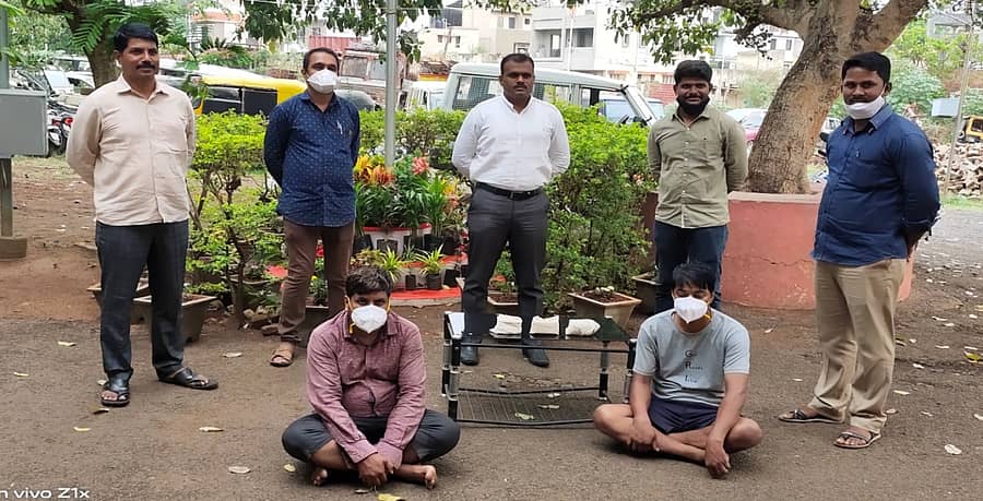 ಬೆಳಗಾವಿ: ಕಾಳಸಂತೆಯಲ್ಲಿ ‘ರೆಮ್ಡಿಸಿವಿರ್’ ಮಾರಾಟ: ಇಬ್ಬರ ಬಂಧನ